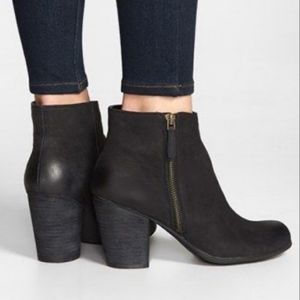 Women's Nordstrom BP black leather anklet boots, size 7.5